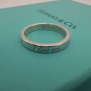 Tiffany & Co Love Notes Ring